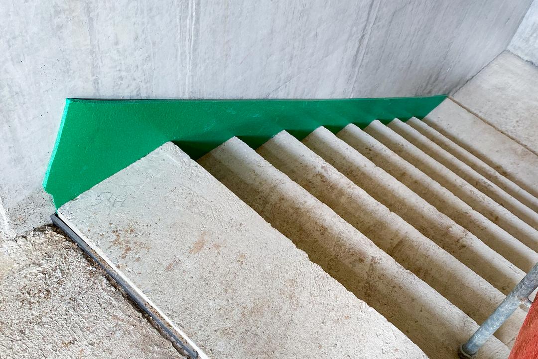 Treppe im Rohbau mit Trittschalldämmelement SINTON