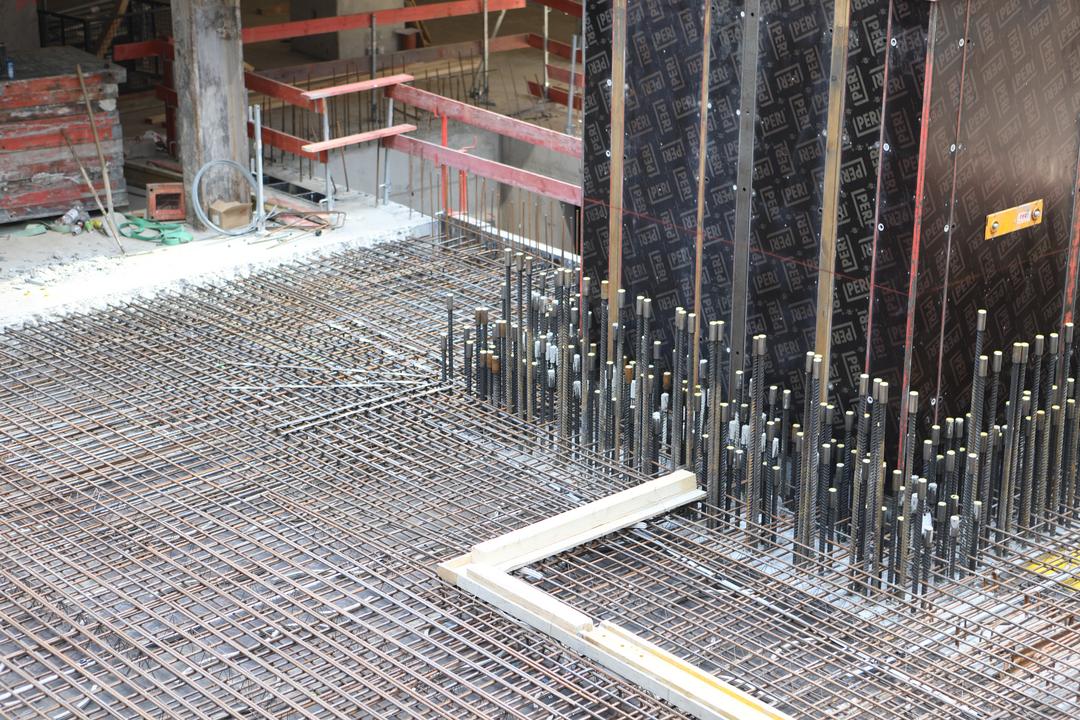 Die Baustelle mit den PohlCon-Elementen aus etwas weiterer Entfernung.