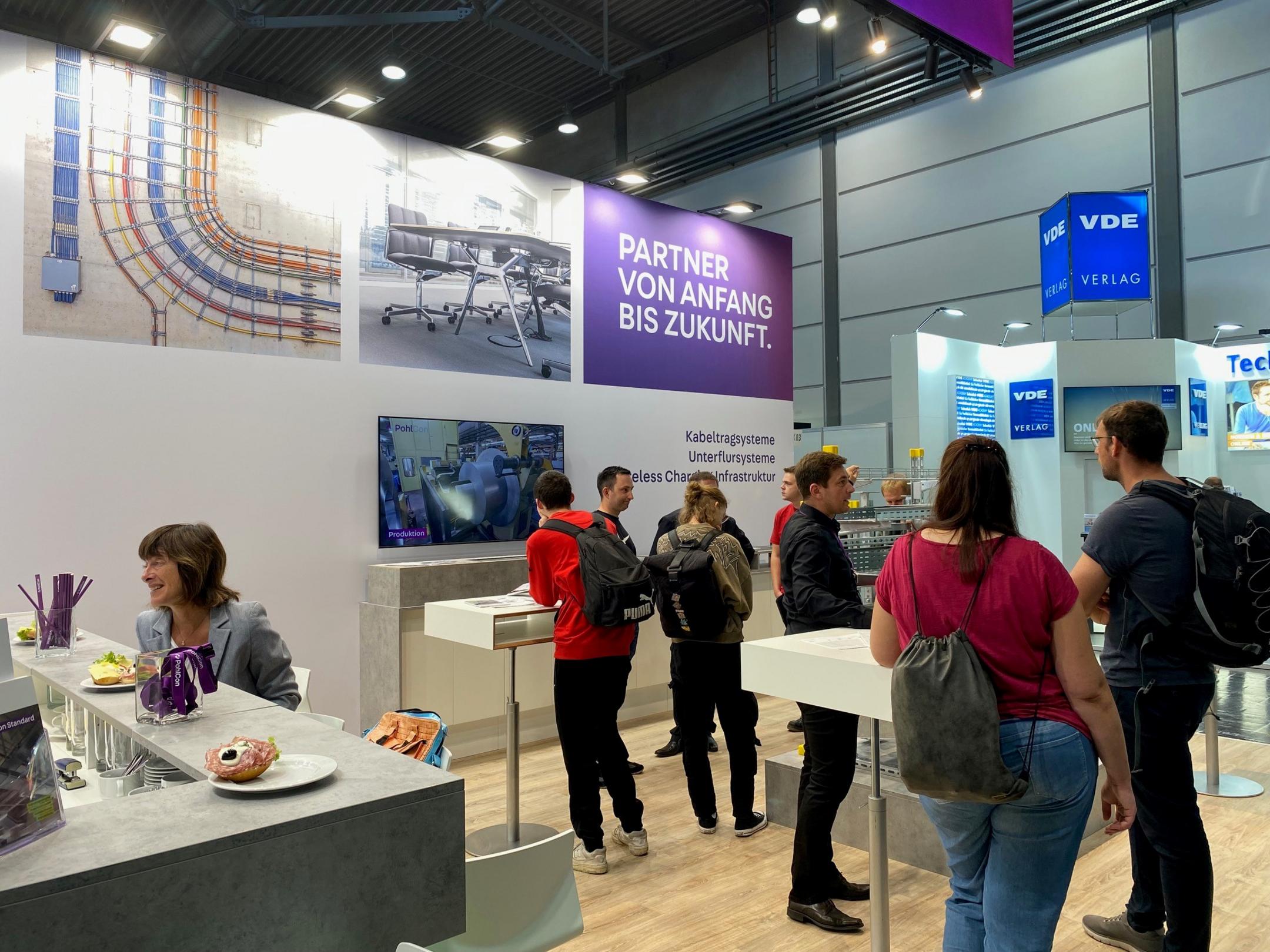 PohlCon-Messestand mit Publikumsverkehr