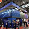 Messestand von Wiferion mit Besuchern