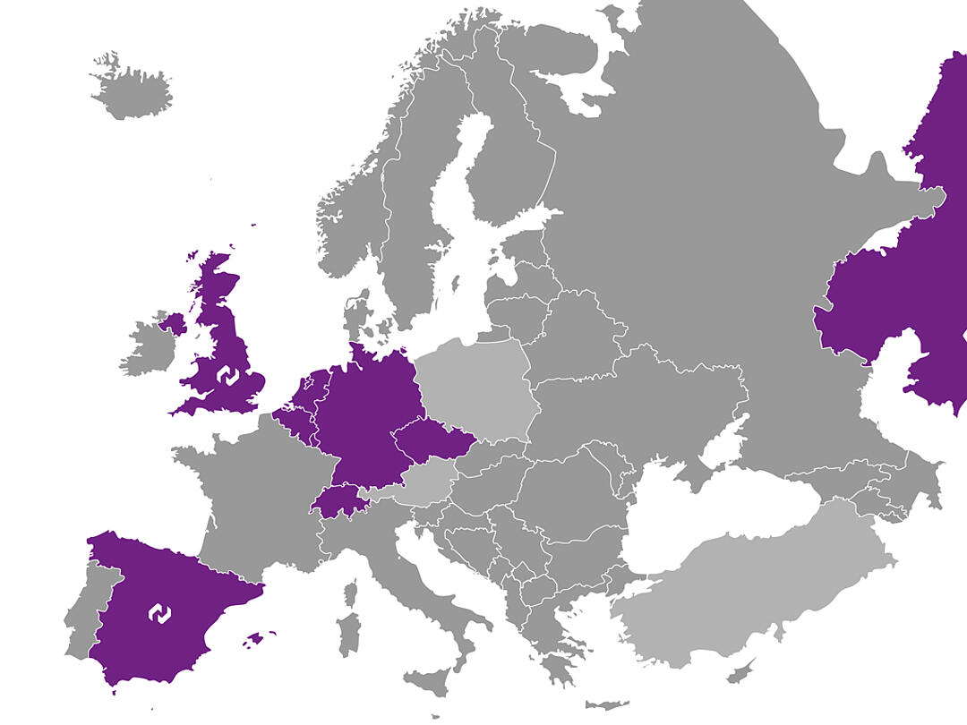 Europakarte mit farblich hervorgehobenen Ländern: Deutschland, Polen, UK, Spanien, Frankreich, Österreich und Russland.
