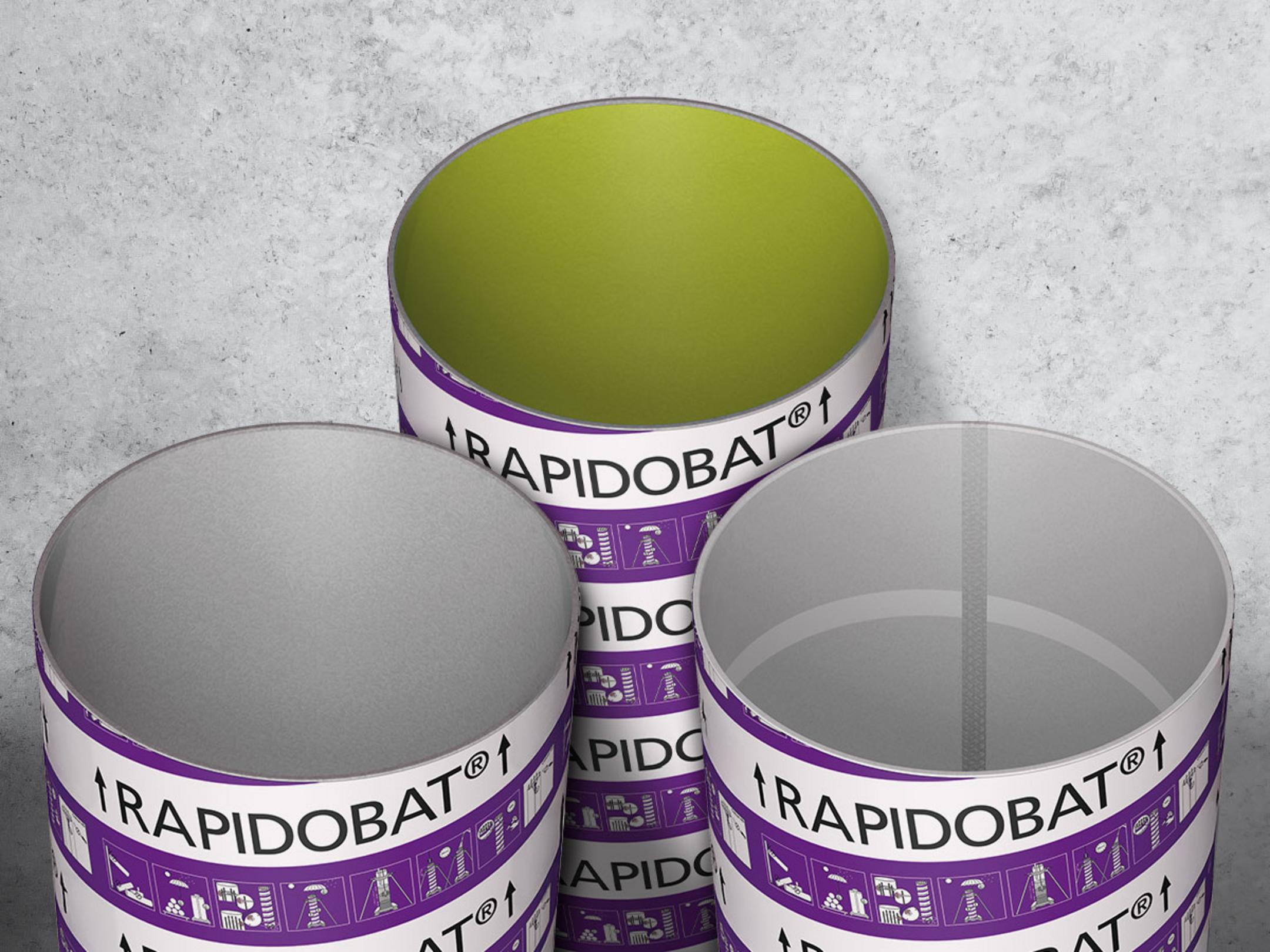 3 mit „Rapidobat“ beschriftete weiß-lila Dosen.
